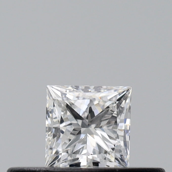 0.2 Carat PRINCESS - - F - VVS2 - GIA - 7471805873