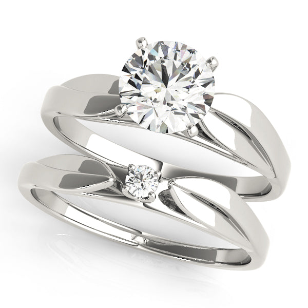 LILY SOLITARE ENGAGEMENT RING - 14KT White Gold